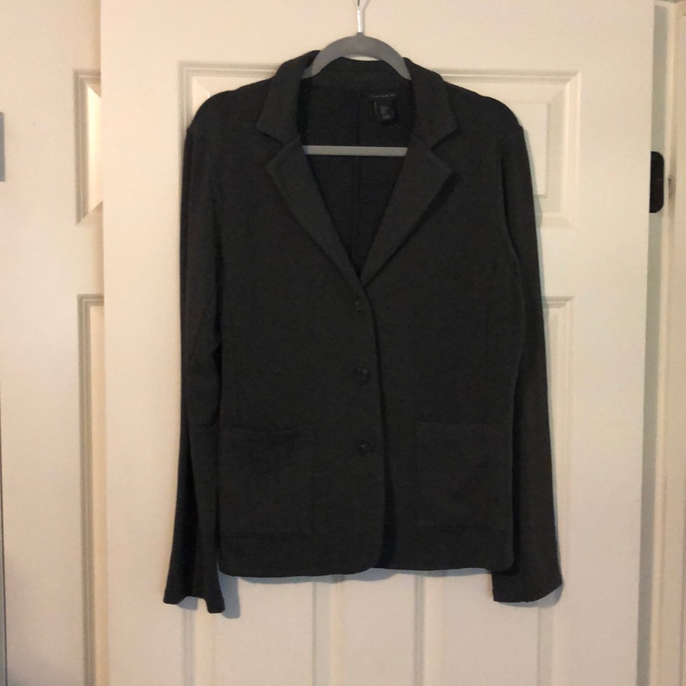 Dark gray Tagari sweatshirt blazer.